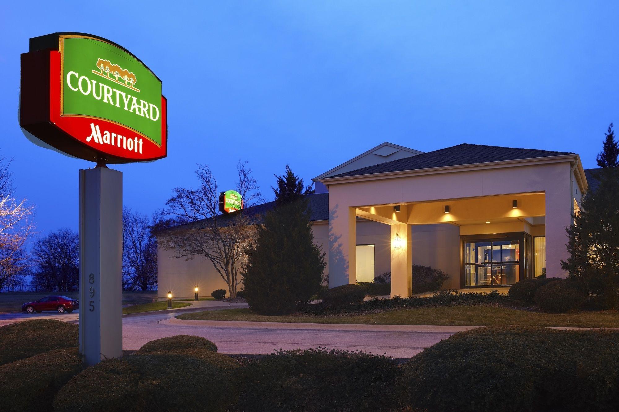 Iowa Inn Bettendorf Quad Cities Exterior foto