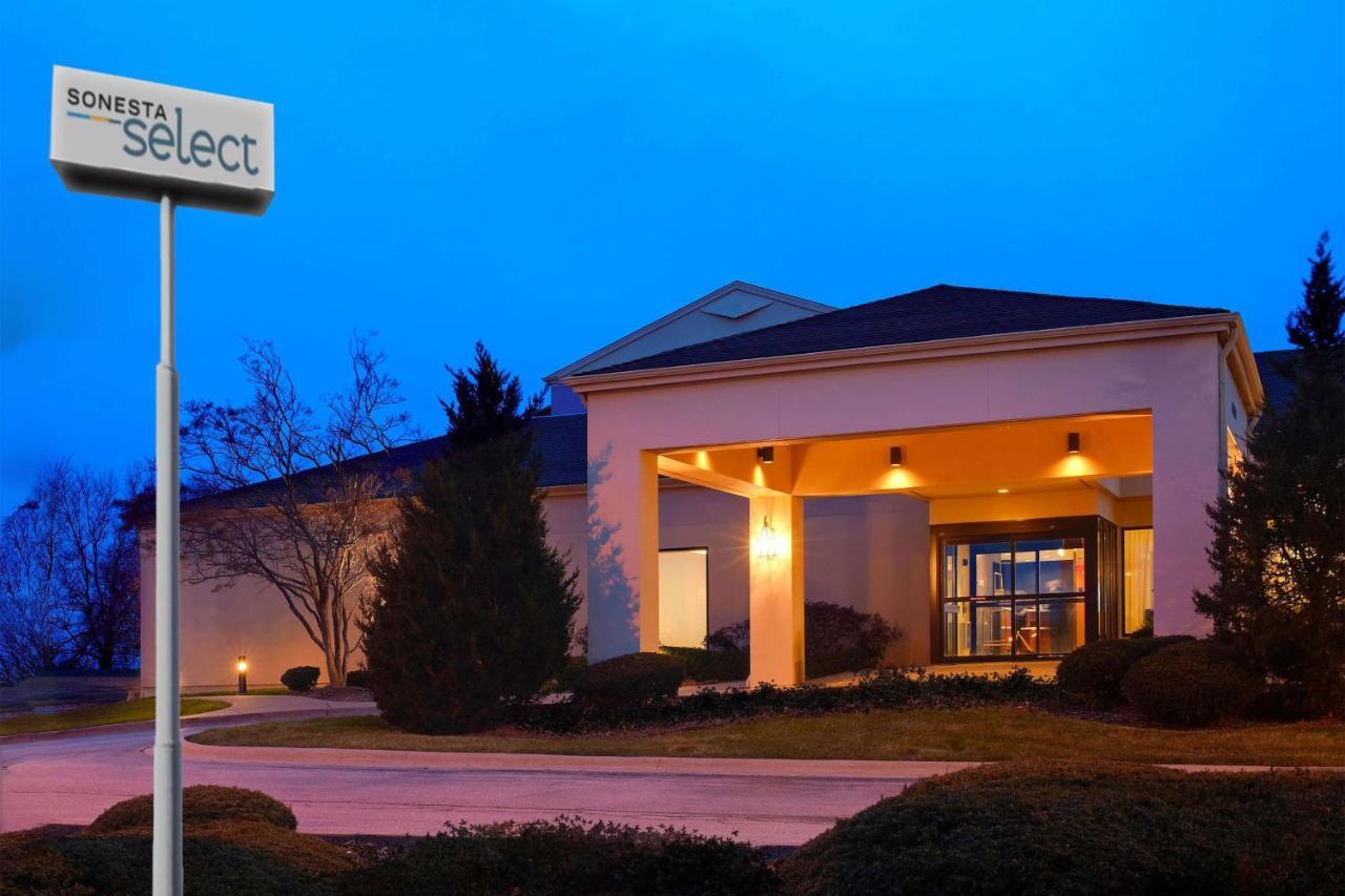 Iowa Inn Bettendorf Quad Cities Exterior foto